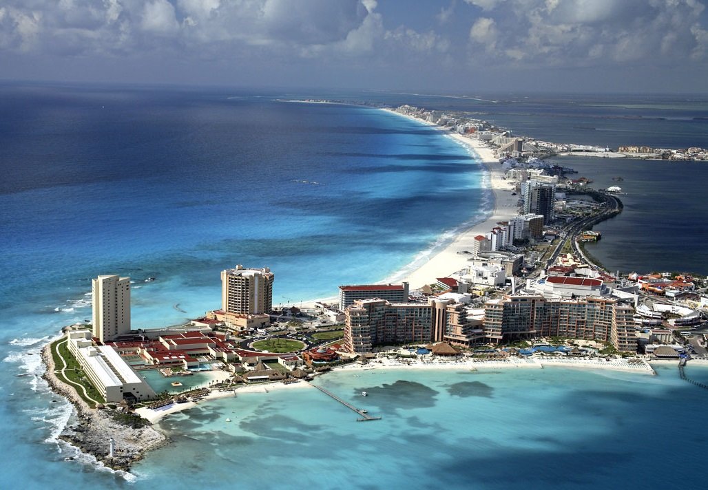 cancun beach in august