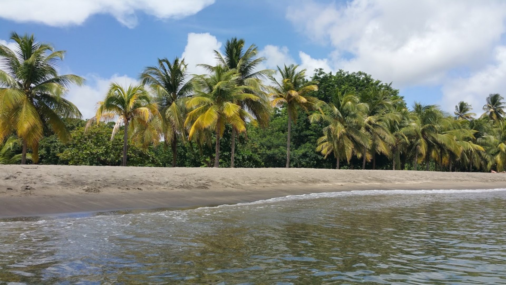 Madiana beach, Martinique - Ultimate guide (July 2024)