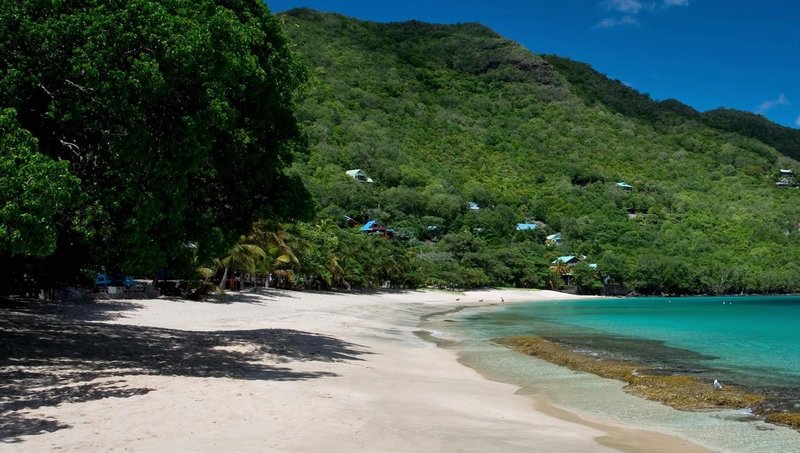lower-bay-beach-bequia-grenadines-ultimate-guide-august-2023