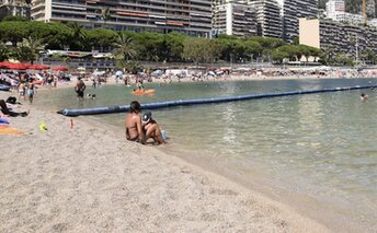 Monaco, Larvotto beach