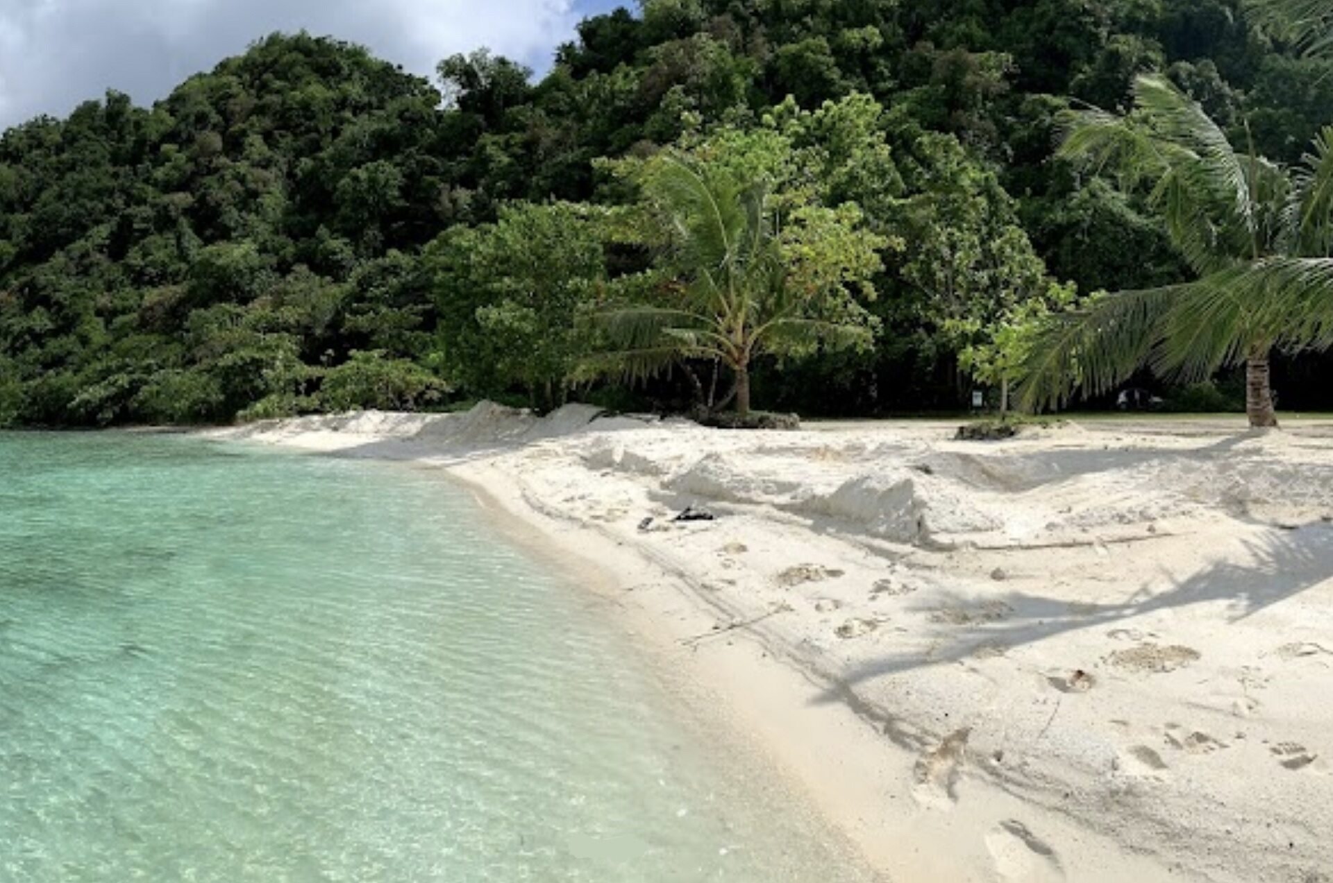 Long Island Park Beach, Koror, Palau - Ultimate Guide (October 2024)