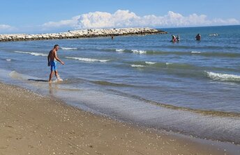 Italy, Veneto, Cavallino beach