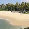 India, Kerala, Omanapuzha beach, view from breakwater