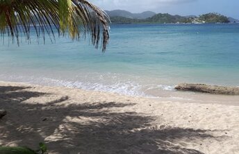 Panama, Isla Grande beach