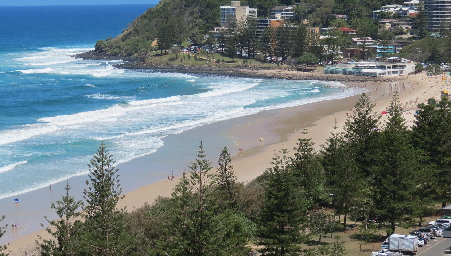 Burleigh beach, Gold Coast, Australia Ultimate guide (September 2024)