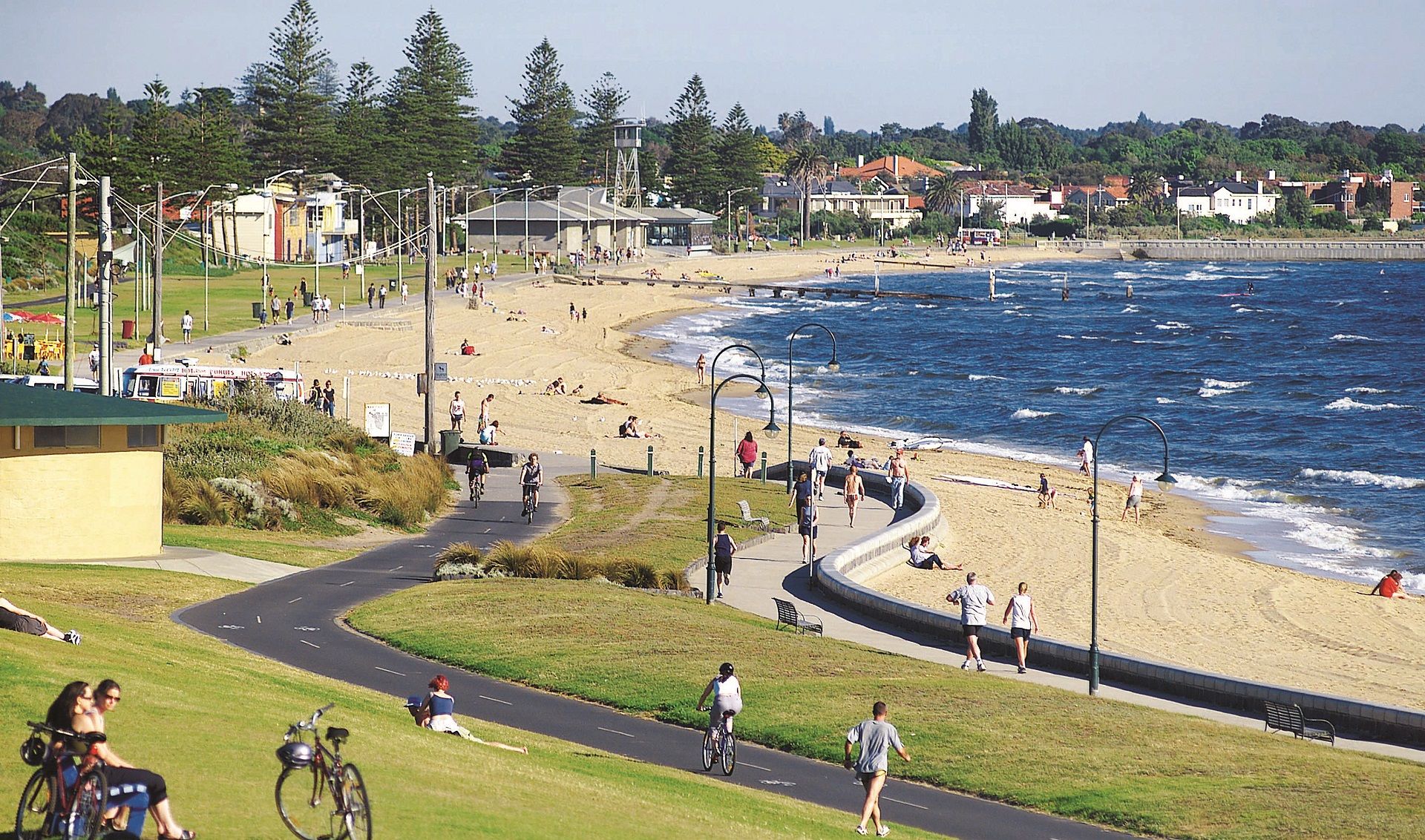 Elwood beach, Melbourne, Australia Ultimate guide (August 2024)